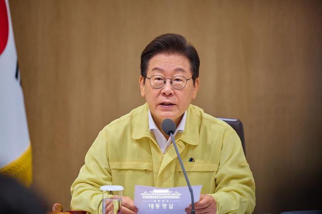 이재명 대통령 “정부 홍보, 국민 눈높이서 소통 전환해야”