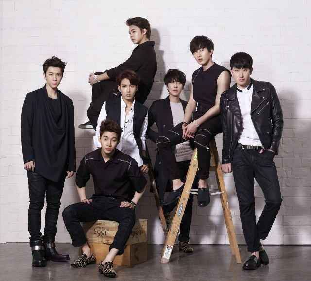 토니모리, ‘슈퍼주니어M 팬 사인회’ 개최